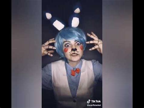 Tik Tok FNAF Cosplay - YouTube