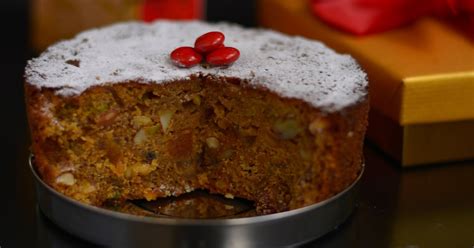 Krithi's Kitchen: Christmas Fruit Cake / Old fashioned Rum Cake