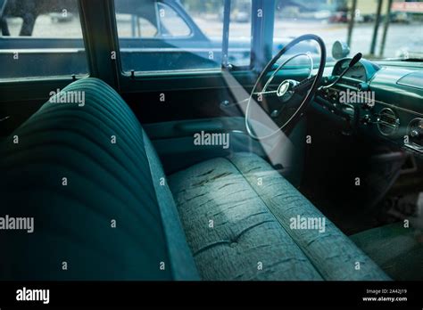 Vintage car green interior hi-res stock photography and images - Alamy