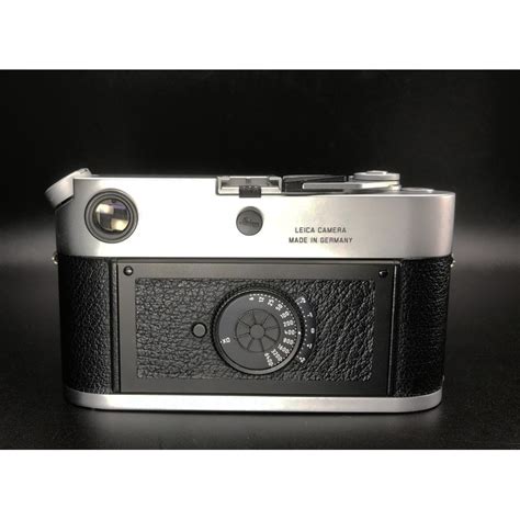 Leica M7 rangefinder Film Camera (Silver) - meteor