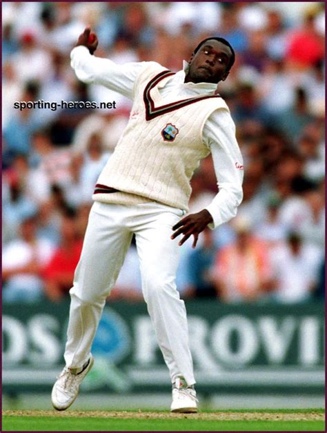 Carl Hooper - Test Record v Sri Lanka - West Indies