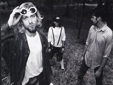 10 Best Nirvana Songs of All Time - Singersroom.com