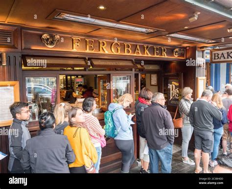 A queue outside the Fergburger burger restaurant in Queenstown New ...