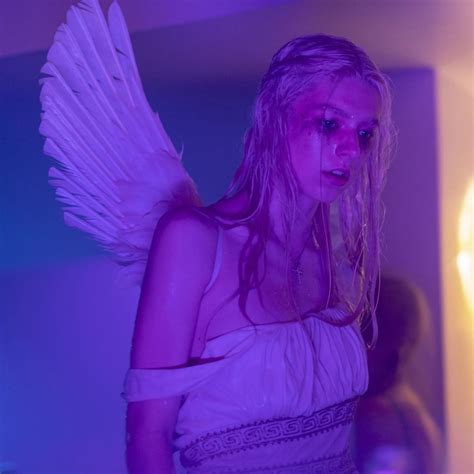 jules vaughn | Euphoria, Carnival outfits, Film aesthetic