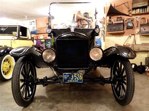 1920 Ford Model T Roadster