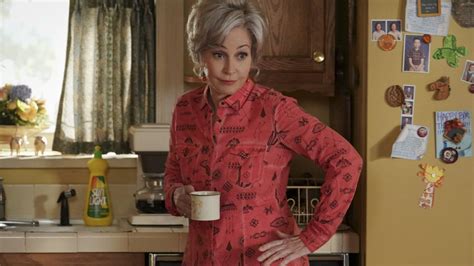 Young Sheldon's Annie Potts Is Nothing Like Meemaw In Real-Life