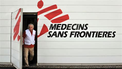 Médecins sans frontières a 50 ans : l'histoire de l'ONG en photos