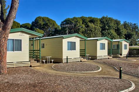 Gawler Caravan Park, Family Queen Cabin - Gawler, Accommodation