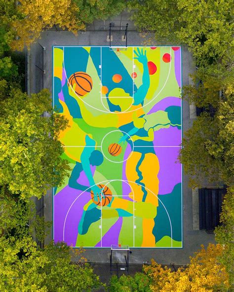 MADSTEEZ transforms harlem basketball court into vibrant street art ...