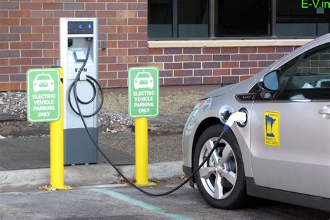 Karnataka govt proposes 20% subsidy on installation of EV charging ...