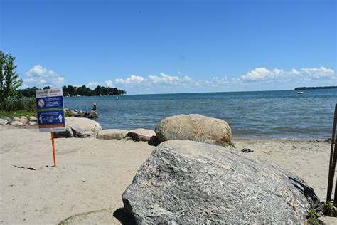 Innisfil Beach Park beaches reopened in time for the long weekend ...