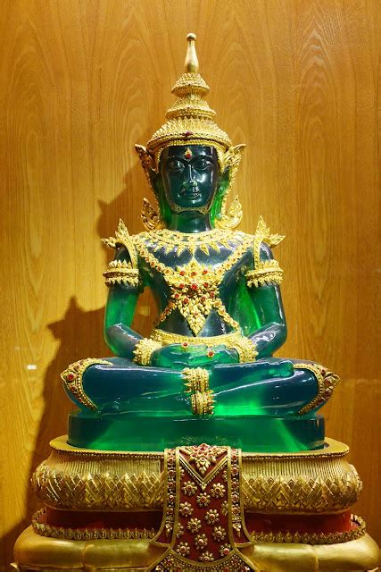 The Emerald BUDDHA | Alternative Knowledge-Pool