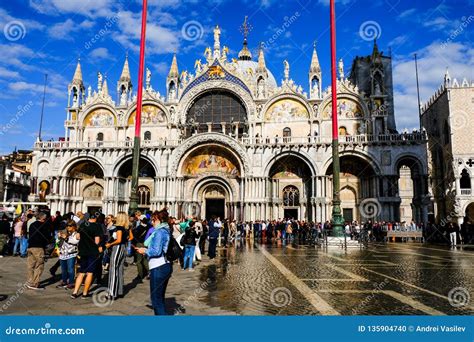 VENICE, ITALY - SEPTEMBER 12, 2017 - Big Puddle in Front of the St ...