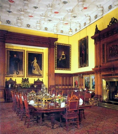 Balmoral Castle Interior Ideas | Шотландские замки, Английские замки ...