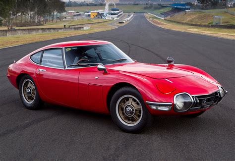 1967 Toyota 2000GT - specifications, photo, price, information, rating