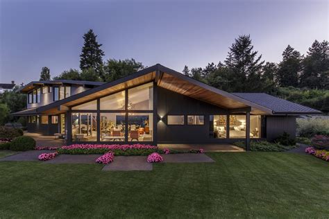 Myrtle MidCentury posted by Giulietti Schouten Weber Architects (15 ...