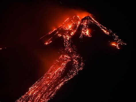 Mount Etna in Italy erupts again: Stunning footage recorded ...