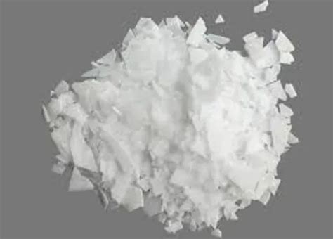 Polyethylene Wax Flakes, 110 Degree Celsius, Grade Standard: Technical ...