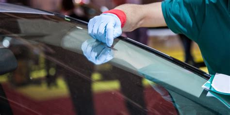 Here’s What You Need to Know About Auto Glass Repair vs. Replacement ...