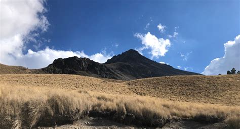 Nevado de Toluca is a volcano in which country?