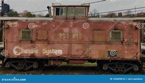 Old Abandoned Railroad Cars Editorial Photo - Image of train, cars ...