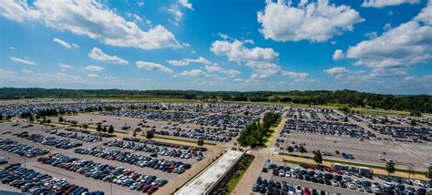 New Economy Parking Lot Adds Option for Travelers - Blue Sky PIT News Site