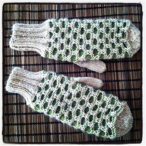 Manly Honeycomb Mittens Knitting Pattern | Mittens pattern, Knitting ...