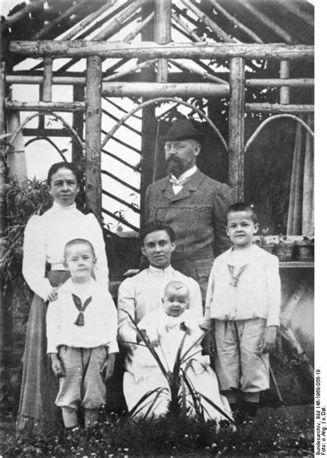 [Photo] Himmler family portrait, date unknown; Heinrich Himmler was the ...