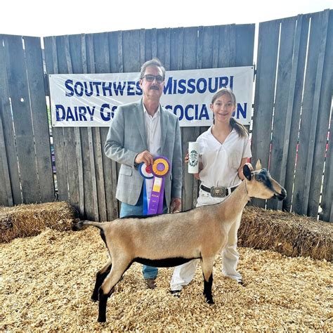 Young goat farmer makes a name for herself — The Platte County Citizen