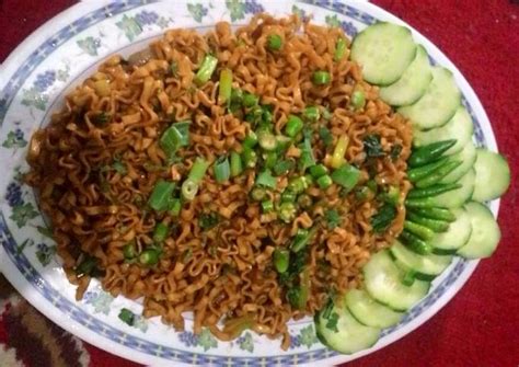 Resep Mie goreng gepeng enak mudah oleh Viyana Aurita - Cookpad