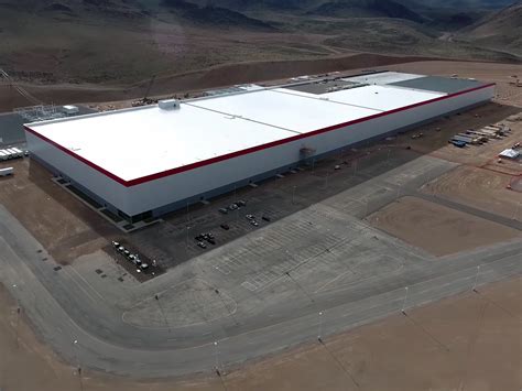 Two Former Tesla Executives Plan To Set A Battery Factory By The Name ...