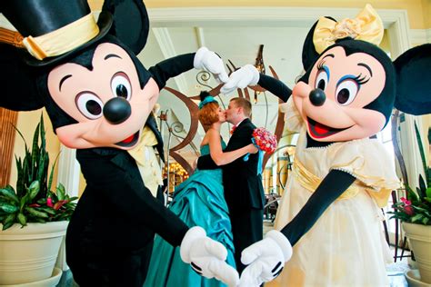 Everything You Need to Know About Having Mickey and Minnie at Your ...