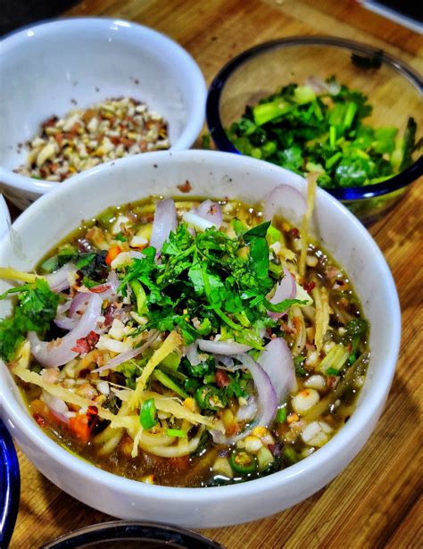 Tibetan thukpa chicken veg the spicy noodle soup – Artofit