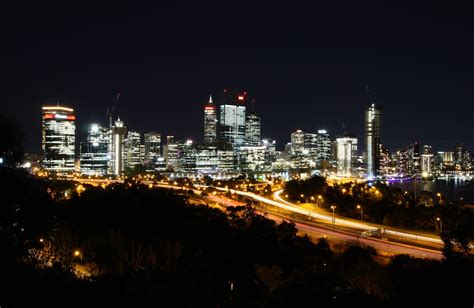 Perth skyline at night : r/perth