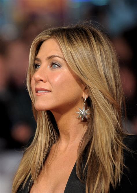 Jennifer Aniston color | Jennifer aniston hair, Jennifer aniston hair ...