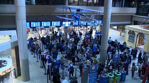 Travelers head out from PIT, but Sunday will be airport's busiest