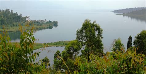 Visit Lake Kivu in Rwanda - Journeys by Design