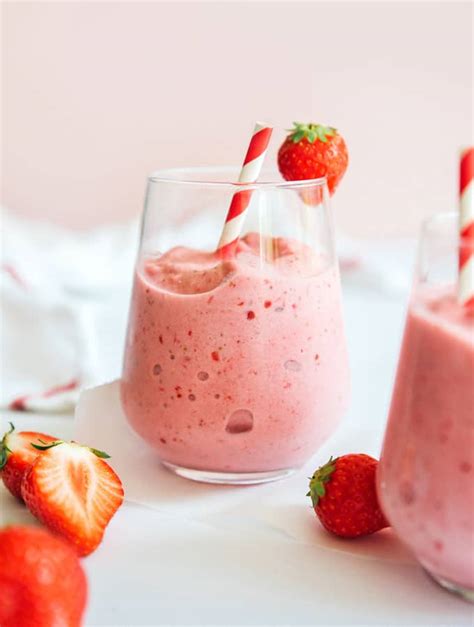 Healthy Strawberry Smoothie | Live Eat Learn