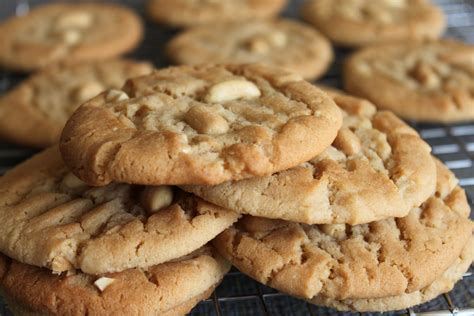 Peanut Butter Cookies – I Adore Food