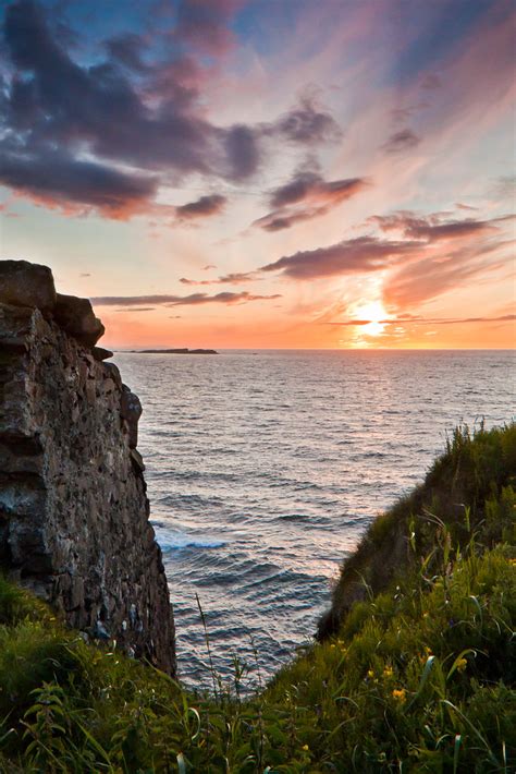 Dunluce Castle Sunset | This was a hard photo to take as I w… | Flickr