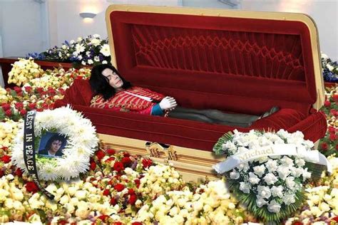 Celebrities Open Casket Funeral Photos