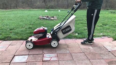 Toro Model 20332 Lawnmower - YouTube