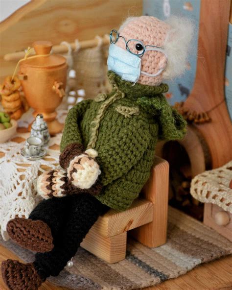 Bernie Sanders Amigurumi Madness goes viral