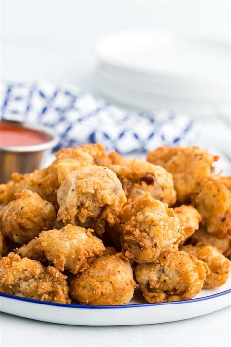 Crispy Southern Fried Chicken Gizzards - Grandbaby Cakes