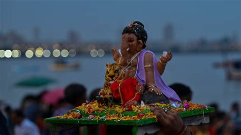 Ganpati Visarjan: Mumbai traffic police issues advisory, over 19K cops ...