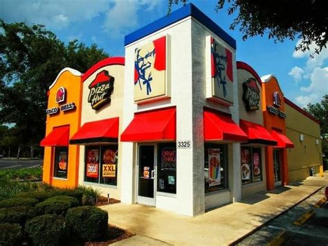 Pizza Hut/Taco Bell and KFC Combo Restaurants : r/tacobell