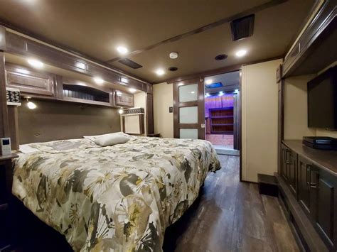 Used 2020 Luxe Rv Elite LF 39FB | Fifth Wheels in Wolfforth TX ...