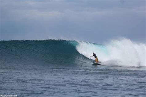 Maui Surfing | Maui Surf Schools, Rentals, Spots, Reports, Tips