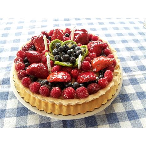 Gourmet Dessert Pastry Birthday Cake Tart Fruit-20 Inch By 30 Inch ...