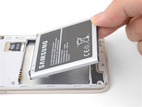 Samsung Galaxy J3 (2016) Battery Replacement - iFixit Repair Guide